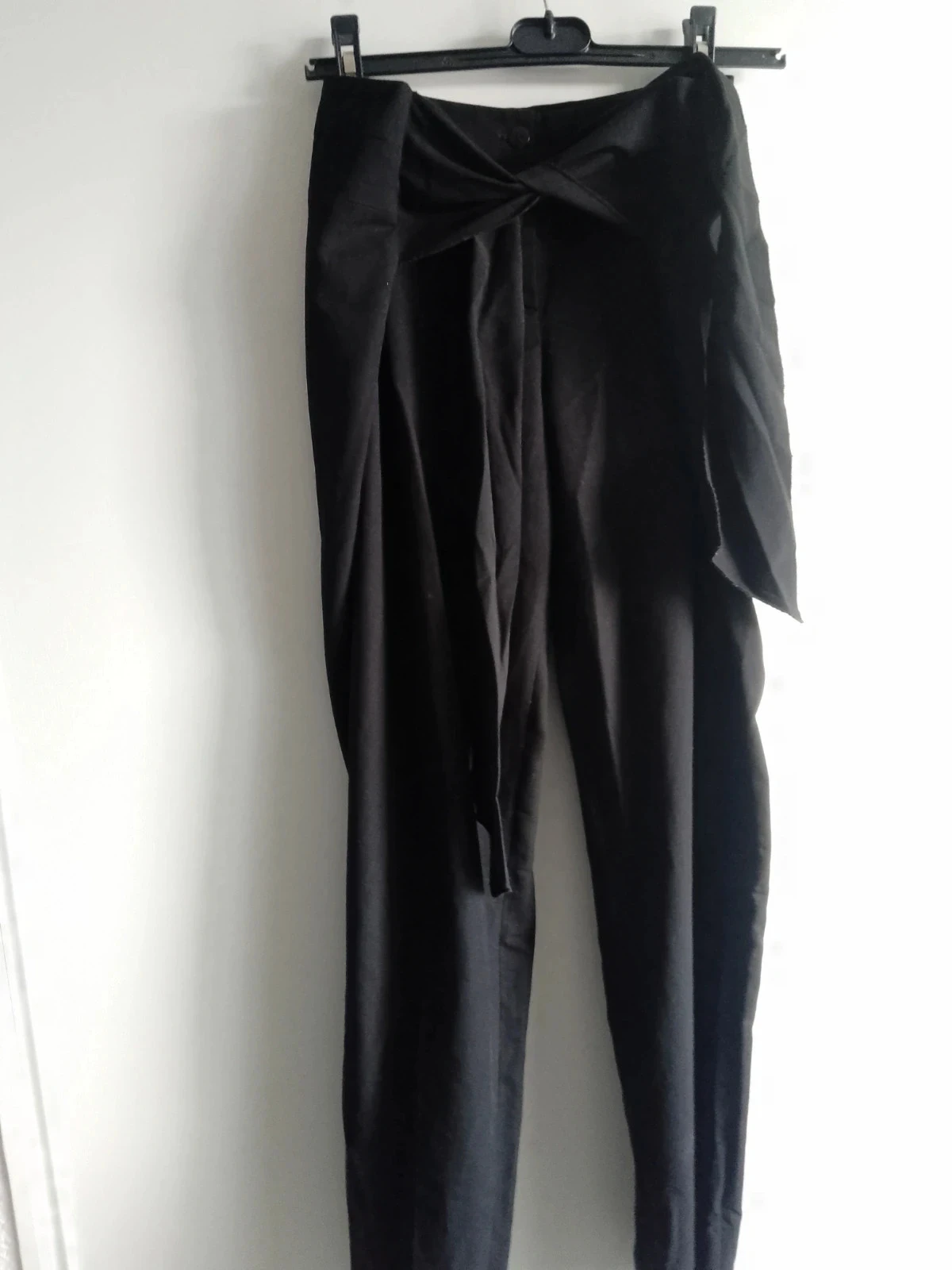 Pantalon noir taille 42